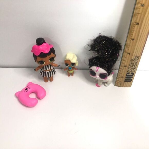 l.o.l. surprise doll pet lil sister pink mask neck pillow as is - Picture 3 of 9